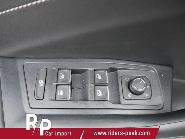 Volkswagen T-Roc Black Style 1,5 TSI DSG*AHK*ACC*MATRIX-LED*SHZ*PDC*KAMERA*TEMPOMAT*19-ZOLL 