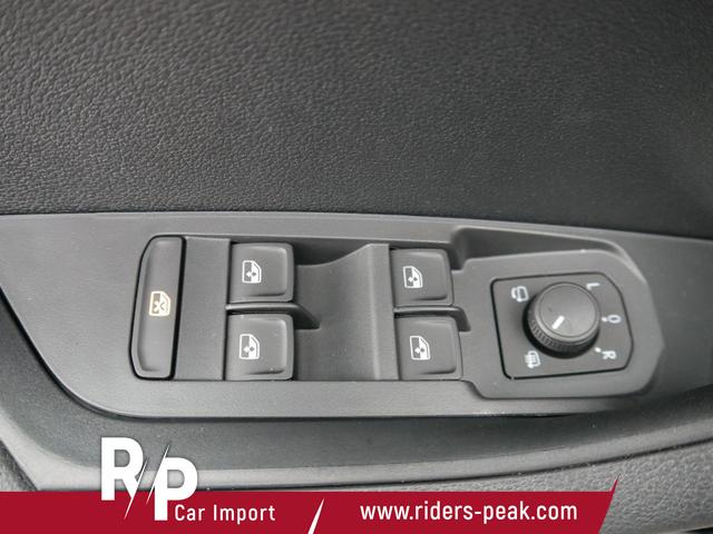 Skoda Karoq Selection 2.0 TDI DSG 4x4*AHK*PDC-HI*LED*SHZ*SMARTLINK*TEMPOMAT 