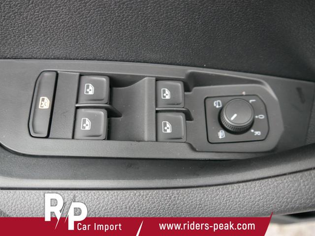 Skoda Karoq Selection 2.0 TDI DSG 4x4*AHK*PDC-HI*LED*SHZ*SMARTLINK*TEMPOMAT 