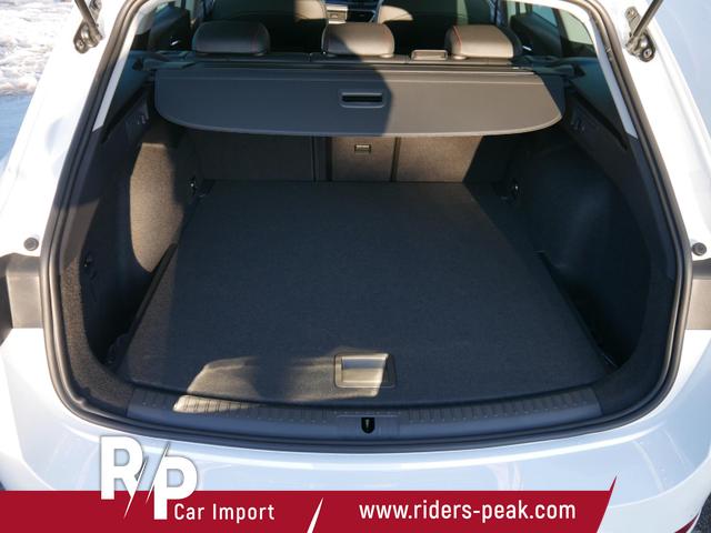 Seat Leon Sportstourer FR 2.0 TDI Kombi DSG*NAVI*TEMPOMAT*KAMERA*KEYLESS-GO*VIRTUAL COCKPIT* 