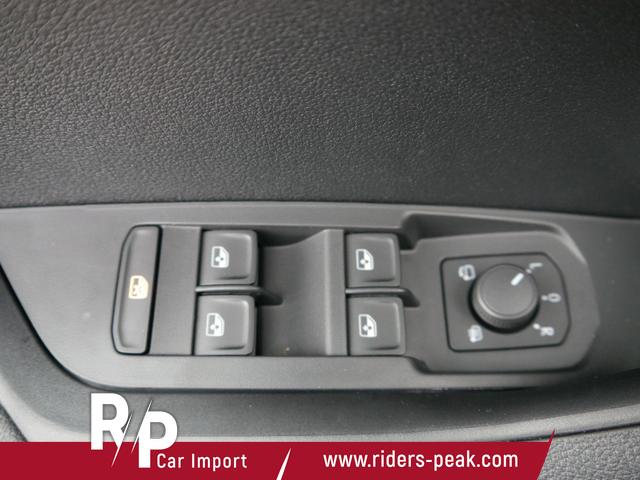 Skoda Karoq Selection 2.0 TDI DSG 4x4*AHK*PDC-HI*LED*SHZ*SMARTLINK*TEMPOMAT 