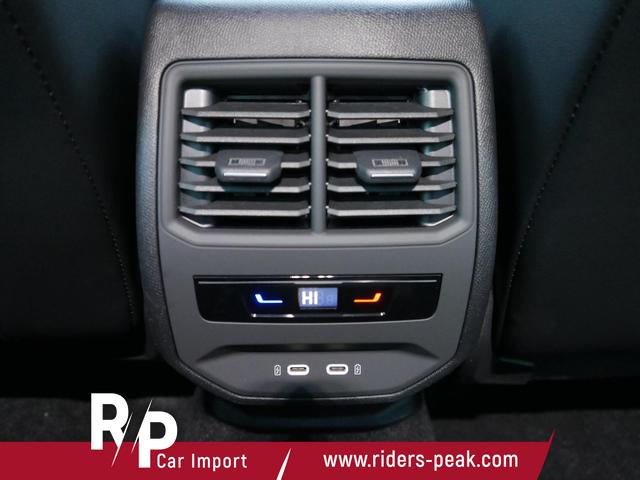 Seat Leon Sportstourer FR 2.0 TDI DSG Kombi DSG*KAMERA*AHK-SCHWENKBAR*NAVI*TEMPOMAT*WINTERPAKET* 