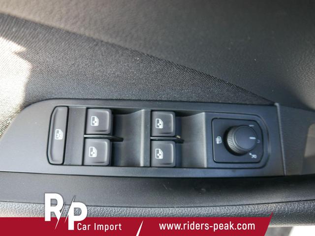 Skoda Kamiq Selection 1.5 TSI DSG*SMARTLINK*LED*PDC-HI*TEMPOMAT*SHZ*KLIMA 