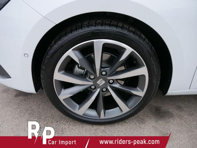 Seat Leon FR 2.0 TDI DSG*RFK*NAVI*TEMPOMAT*TRAVEL ASSIST* FULL LINK* KEYLESS-GO* 