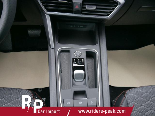 Seat Leon FR 2.0 TDI DSG*RFK*NAVI*TEMPOMAT*TRAVEL ASSIST* FULL LINK* KEYLESS-GO* 