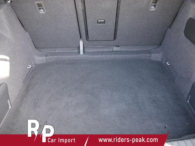 Skoda Karoq Selection TOP PLUS Edition 1,5 TSI DSG*SMARTLINK*LED*PDC*KAMERA*TEMPOMAT*SHZ 