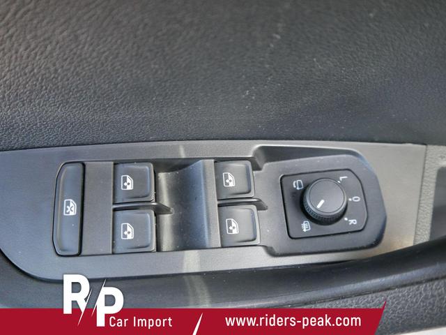 Skoda Karoq Selection TOP PLUS Edition 1,5 TSI DSG*SMARTLINK*LED*PDC*KAMERA*TEMPOMAT*SHZ 