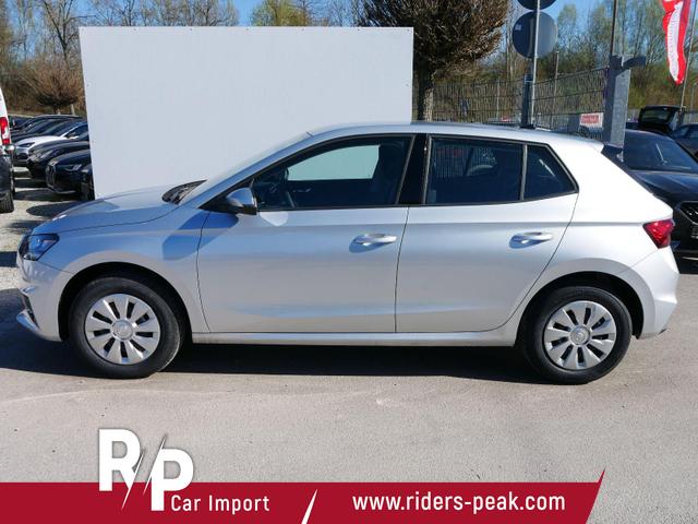 Skoda Fabia Selection 1.0 TSI*PDC-HINTEN*SMARTLINK*KEYLESS-GO*LED*BLUETOOTH*WINTERPAKET* 