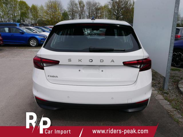 Skoda Fabia Selection 1.0 TSI *LED*PDC-HI*SMARTLINK*SHZ*BLUETOOTH*FRONT-ASSIST 