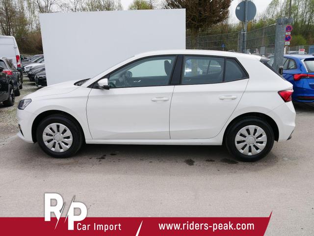 Skoda Fabia Selection 1.0 TSI *LED*PDC-HI*SMARTLINK*SHZ*BLUETOOTH*FRONT-ASSIST 