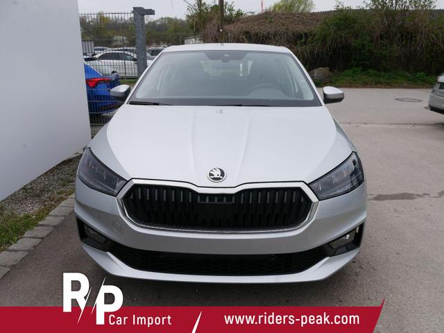 Skoda Fabia Selection 1.0 TSI *LED*PDC-HI*SMARTLINK*SHZ*BLUETOOTH*FRONT-ASSIST 