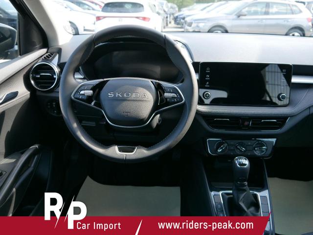 Skoda Fabia Selection 1.0 TSI *LED*PDC-HI*SMARTLINK*SHZ*BLUETOOTH*FRONT-ASSIST 