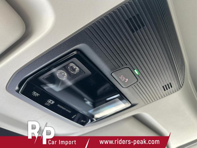 Volkswagen / Caddy Maxi / Silber / / / KAMERA+PARK ASSIST+LED+SHZ+ACC