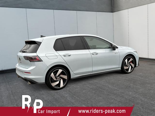 Volkswagen / Golf / / / / , Beispielbilder, ggf. teilweise mit Sonderausstattung