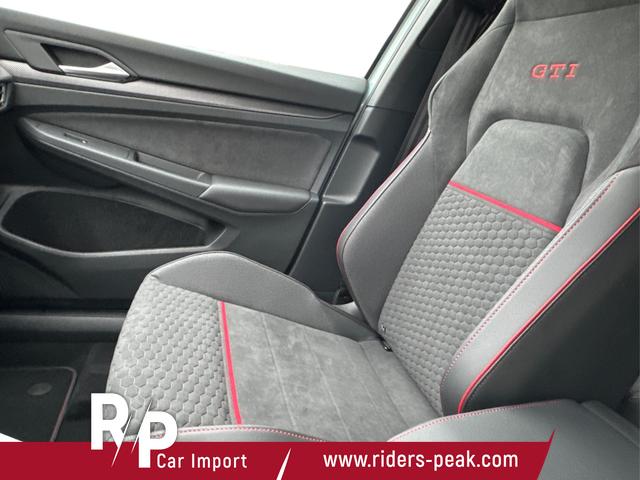 Volkswagen / Golf / / / / , Beispielbilder, ggf. teilweise mit Sonderausstattung