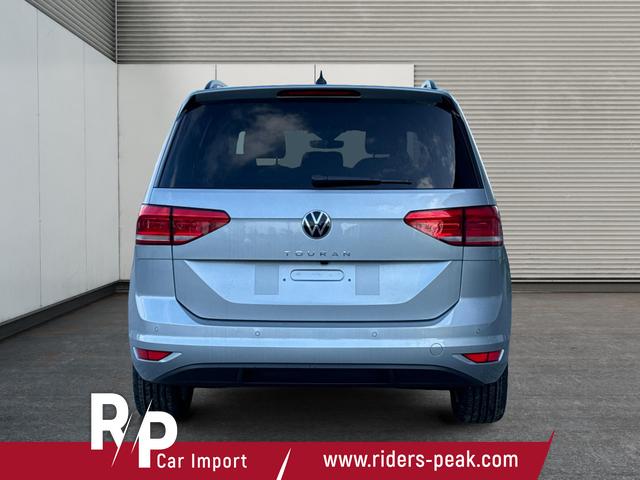 Volkswagen / Touran / / / / 1.5 TSI DSG / 7 Sitze+NAVI+IQ.LIGHT