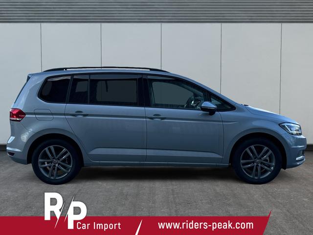 Volkswagen / Touran / / / / 1.5 TSI DSG / 7 Sitze+NAVI+IQ.LIGHT