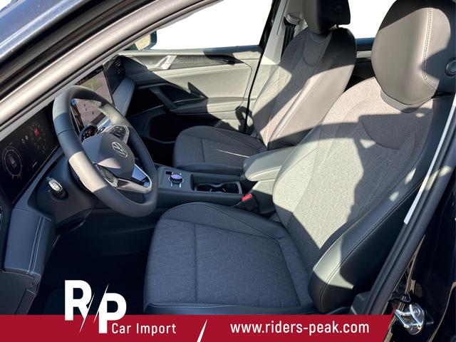 Volkswagen / Tiguan / Schwarz / / / DSG+NAVI+KAMERA+ACC+SHZ+LED+18'' ALU