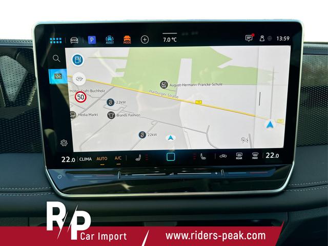 Volkswagen / Tiguan / Schwarz / / / DSG+NAVI+KAMERA+ACC+SHZ+LED+18'' ALU