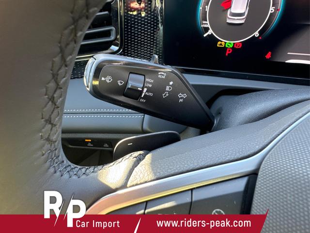 Volkswagen / Tiguan / Schwarz / / / DSG+NAVI+KAMERA+ACC+SHZ+LED+18'' ALU