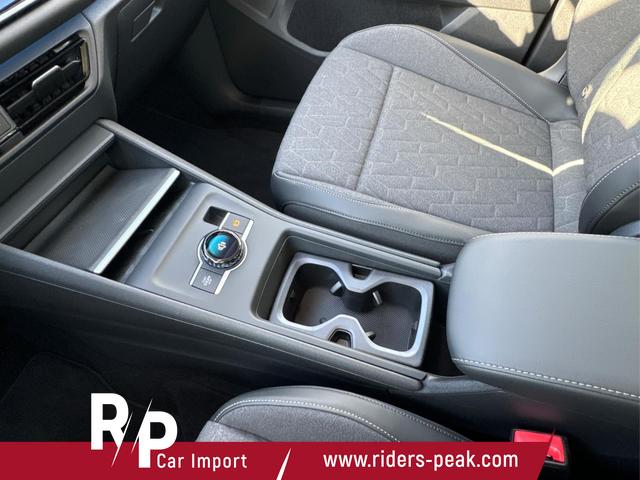 Volkswagen / Tiguan / Schwarz / / / DSG+NAVI+KAMERA+ACC+SHZ+LED+18'' ALU