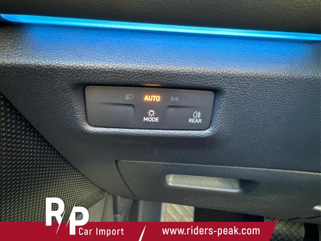 Volkswagen / Tiguan / Schwarz / / / DSG+NAVI+KAMERA+ACC+SHZ+LED+18'' ALU