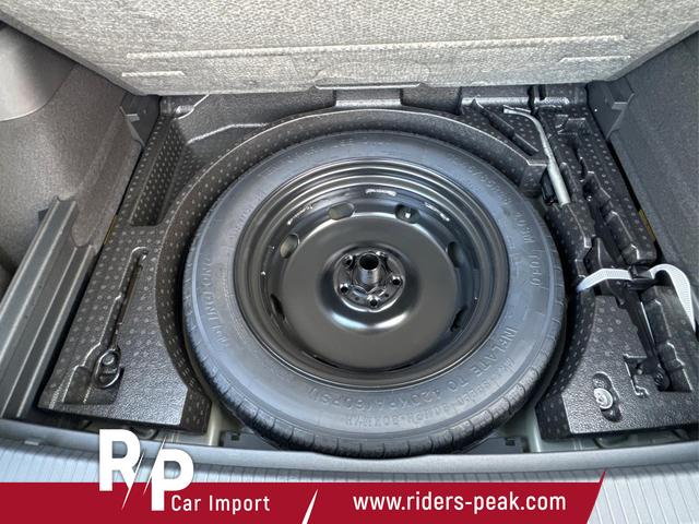 Volkswagen / Tiguan / Schwarz / / / DSG+NAVI+KAMERA+ACC+SHZ+LED+18'' ALU