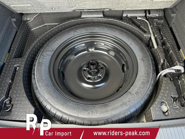 Volkswagen / Tiguan / Grau / / / DSG+NAVI+KAMERA+ACC+SHZ+LED+18'' ALU