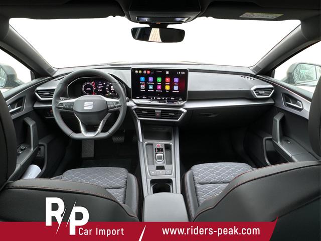 Seat / Leon Sportstourer ST / Grau / / / NAVI+ACC+KAMERA+SHZ+ACC+ALU+Virtual Pedal