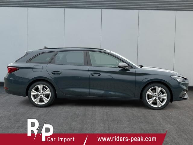 Seat / Leon Sportstourer ST / Blau / / / NAVI+ACC+KAMERA+SHZ+ACC+ALU+Virtual Pedal