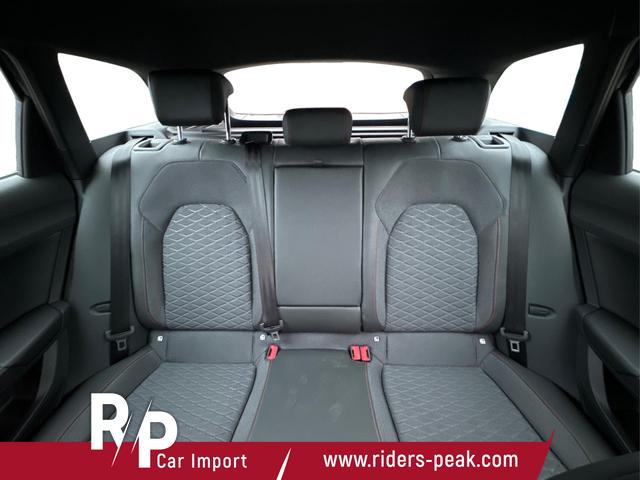 Seat / Leon Sportstourer ST / Blau / / / NAVI+ACC+KAMERA+SHZ+ACC+ALU+Virtual Pedal