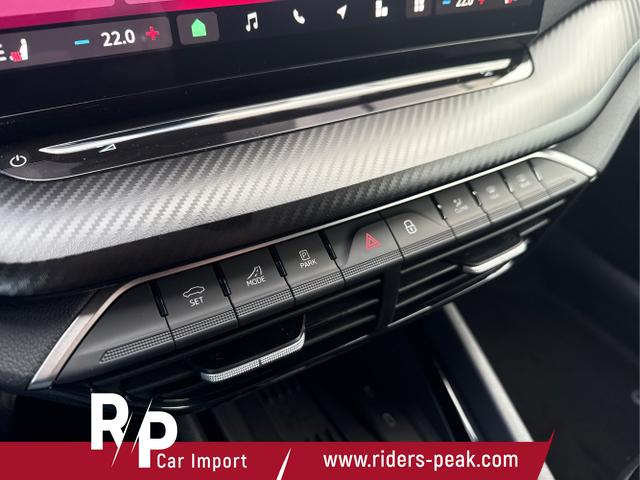 Skoda / Octavia Combi / Blau / / / PANO+NAVI+MATRIX+CANTON+19 LM+KAMERA