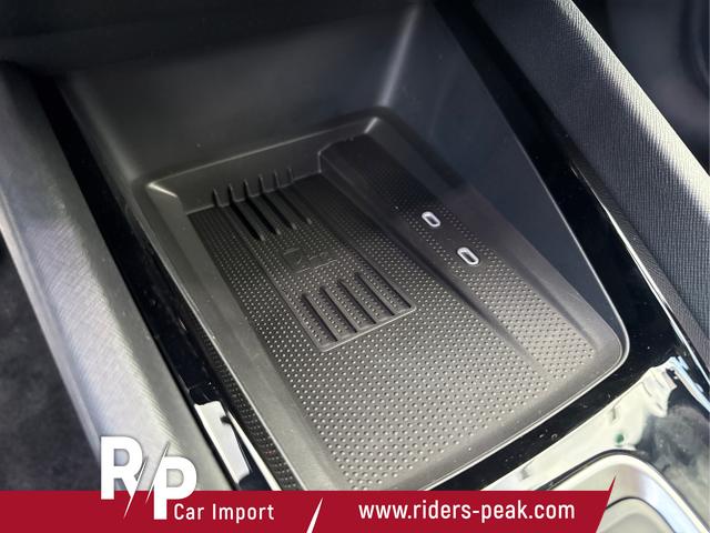 Skoda / Octavia Combi / Blau / / / PANO+NAVI+MATRIX+CANTON+19 LM+KAMERA