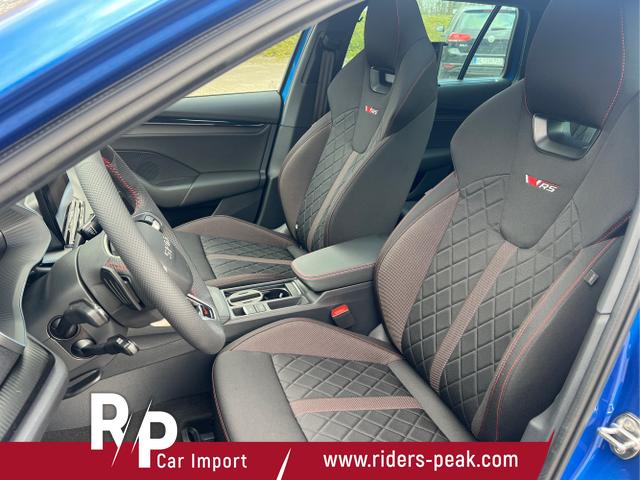 Skoda / Octavia Combi / Blau / / / PANO+NAVI+MATRIX+CANTON+19 LM+KAMERA