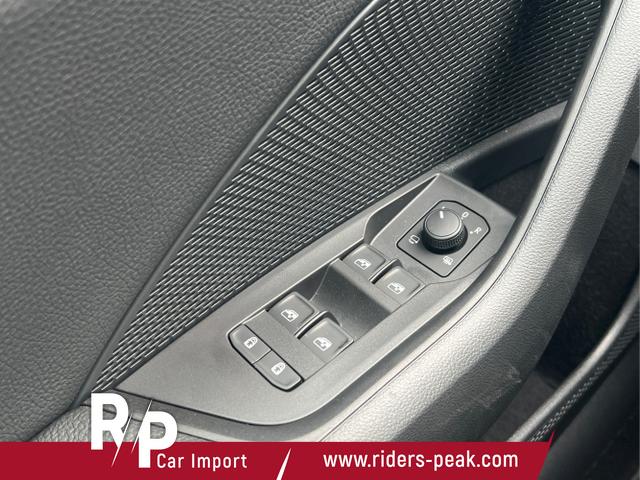 Skoda / Octavia Combi / Blau / / / PANO+NAVI+MATRIX+CANTON+19 LM+KAMERA