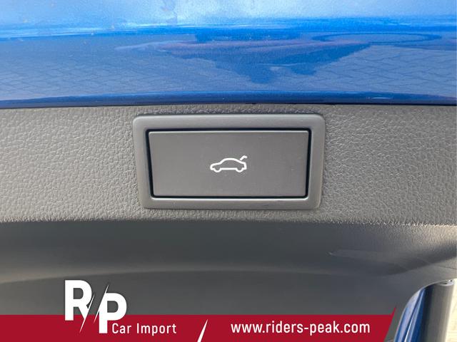 Skoda / Octavia Combi / Blau / / / PANO+NAVI+MATRIX+CANTON+19 LM+KAMERA