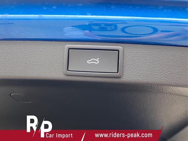 Skoda / Octavia Combi / Blau / / / NAVI+MATRIX-LED+EL. HECKKL.+ 18LM
