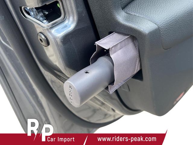 Skoda / Octavia Combi / Grau / / / PANO+NAVI+MATRIX+CANTON+19 LM+KAMERA
