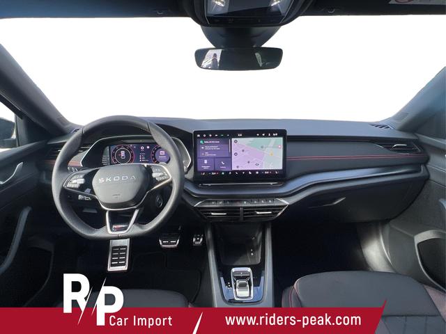 Skoda / Octavia Combi / Schwarz / / / NAVI+MATRIX-LED+EL. HECKKL.+ 18LM