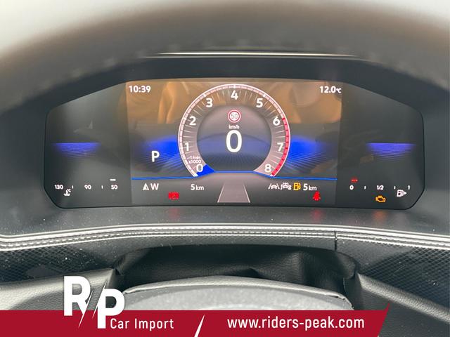 Volkswagen / T-Cross / / / / NAVI+IQ.LIGHT MATRIX+ACC+KAMERA+18'' ALU