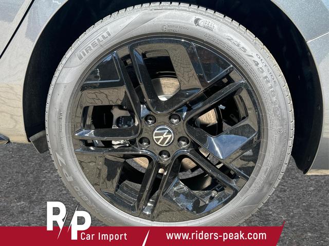 Volkswagen / Passat Variant / Grau / / / Angebot für Fehlmann GmbH