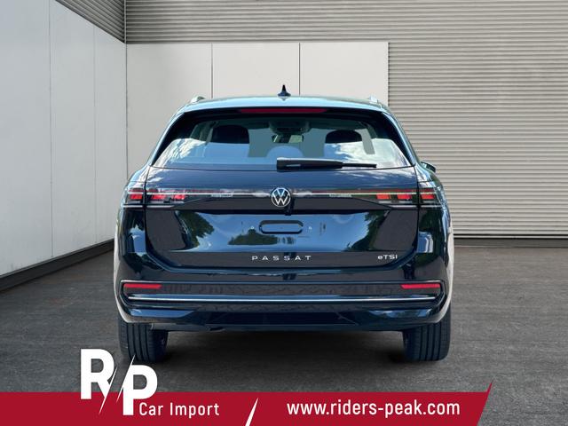 Volkswagen / Passat Variant / Schwarz / / / DSG+AHK+NAVI+MATRIX+MASSAGE+ACC+KAMERA