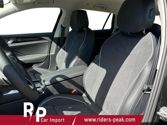 Volkswagen / Passat Variant / Schwarz / / / DSG+AHK+NAVI+MATRIX+MASSAGE+ACC+KAMERA