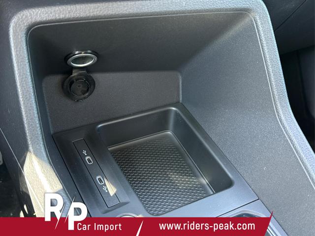 Volkswagen / Caddy / / / / LANE ASSIST+CAM+SHZ+KLIMA+GJR+GRA