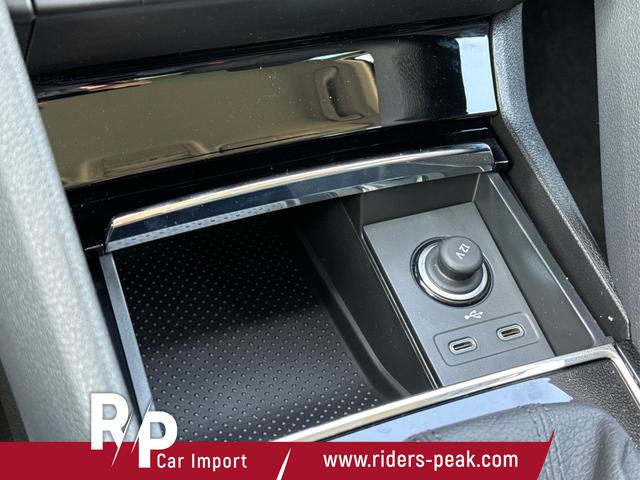 Skoda / Karoq / Grau / / / SHZ+ACC+KESSY+VICO+SMARTLINK+18'' ALU