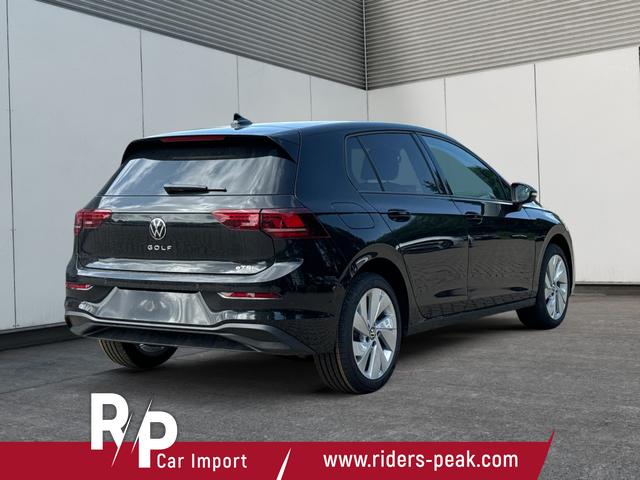 Volkswagen / Golf / Schwarz / / / KAMERA+ACC+LED+SHZ+KLIMA+KESSY