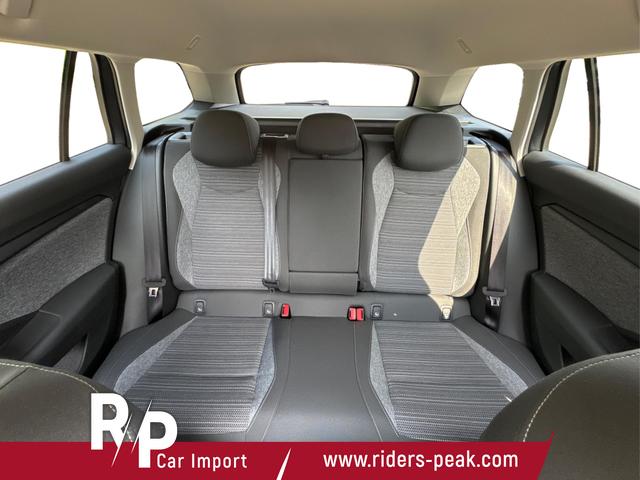 Skoda / Superb Combi / / / / DSG+4WD+NAVI+EL. HECKKL.+SHZ V+H