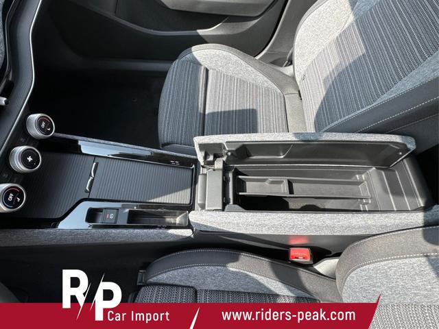 Skoda / Superb Combi / / / / DSG+4WD+NAVI+EL. HECKKL.+SHZ V+H