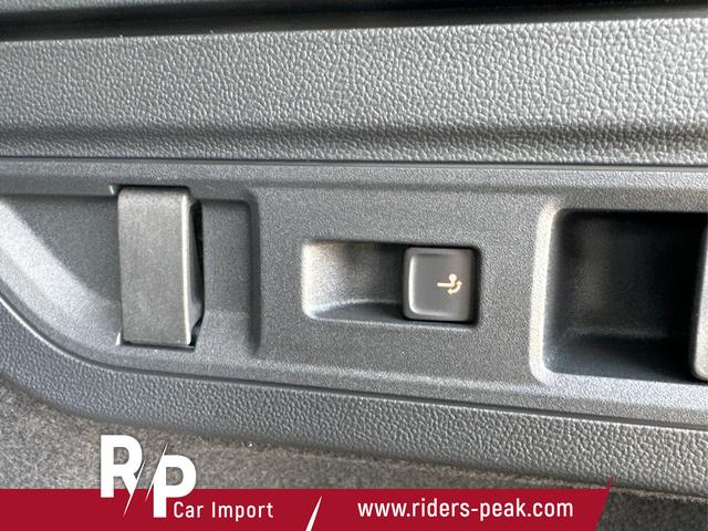 Skoda / Superb Combi / / / / DSG+4WD+NAVI+EL. HECKKL.+SHZ V+H