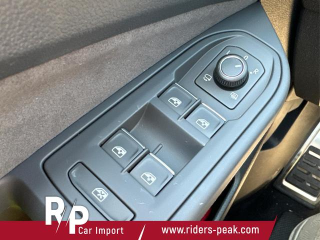 Volkswagen / Golf / Grau / / / PANO+KAMERA+ACC+LED-PLUS+18 ALU+SHZ+KESSY